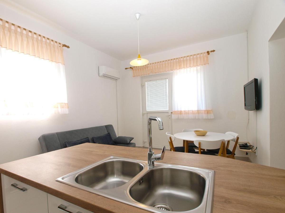 Apartemnts Guido 762 Pjescana Uvala Exterior foto