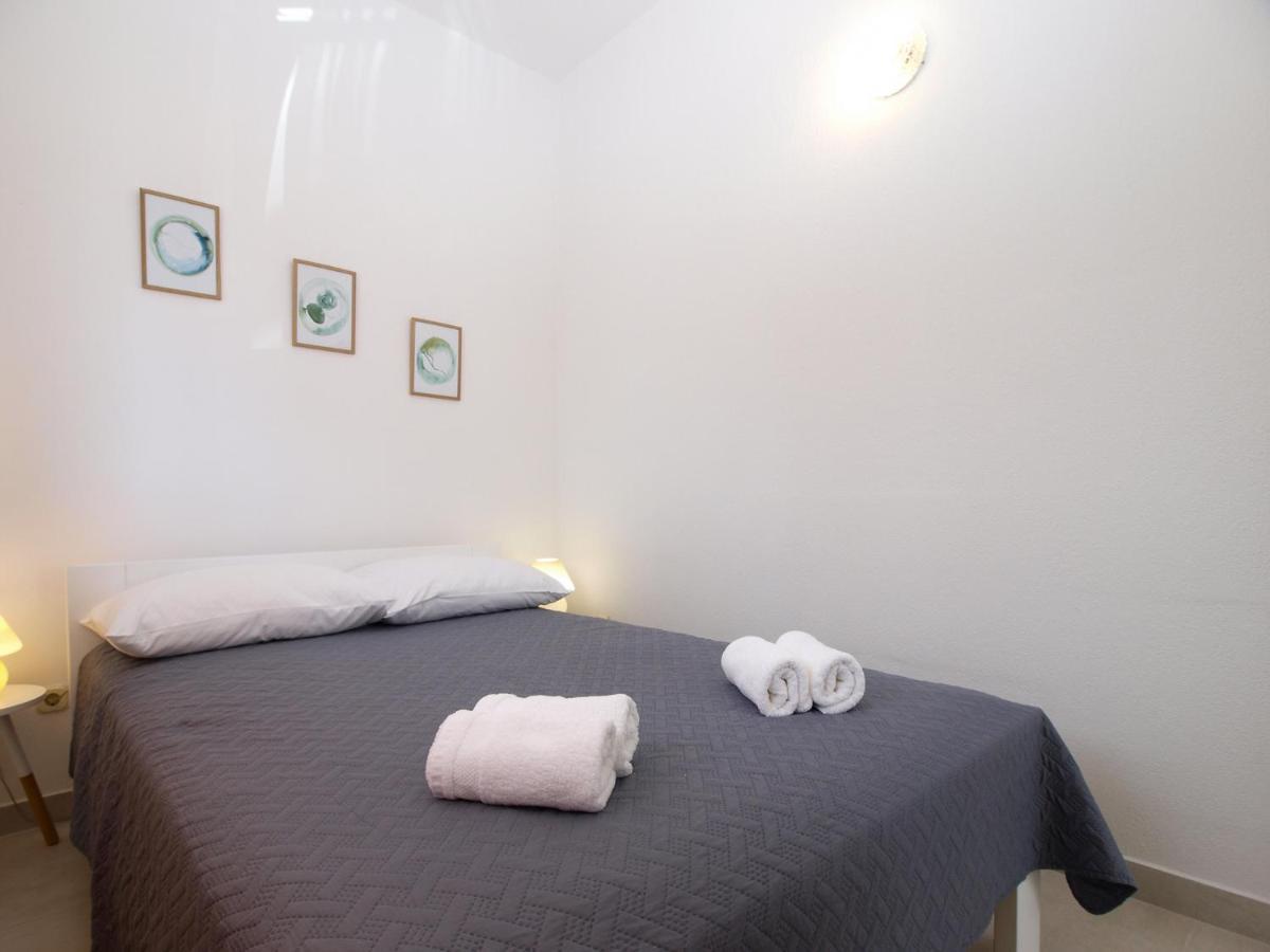 Apartemnts Guido 762 Pjescana Uvala Exterior foto