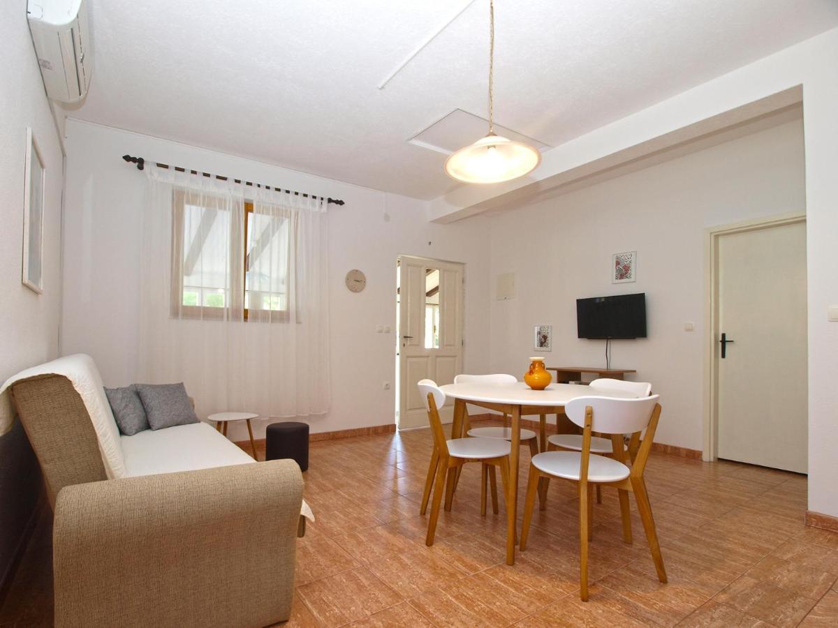 Apartemnts Guido 762 Pjescana Uvala Exterior foto