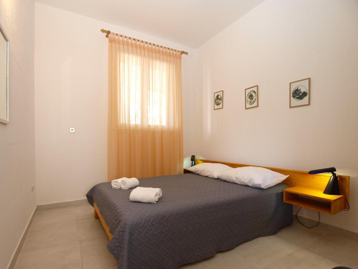 Apartemnts Guido 762 Pjescana Uvala Exterior foto