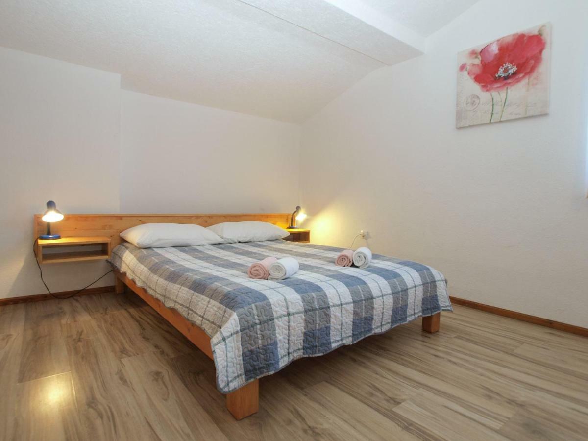 Apartemnts Guido 762 Pjescana Uvala Exterior foto