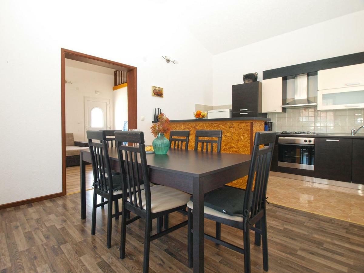 Apartemnts Guido 762 Pjescana Uvala Exterior foto