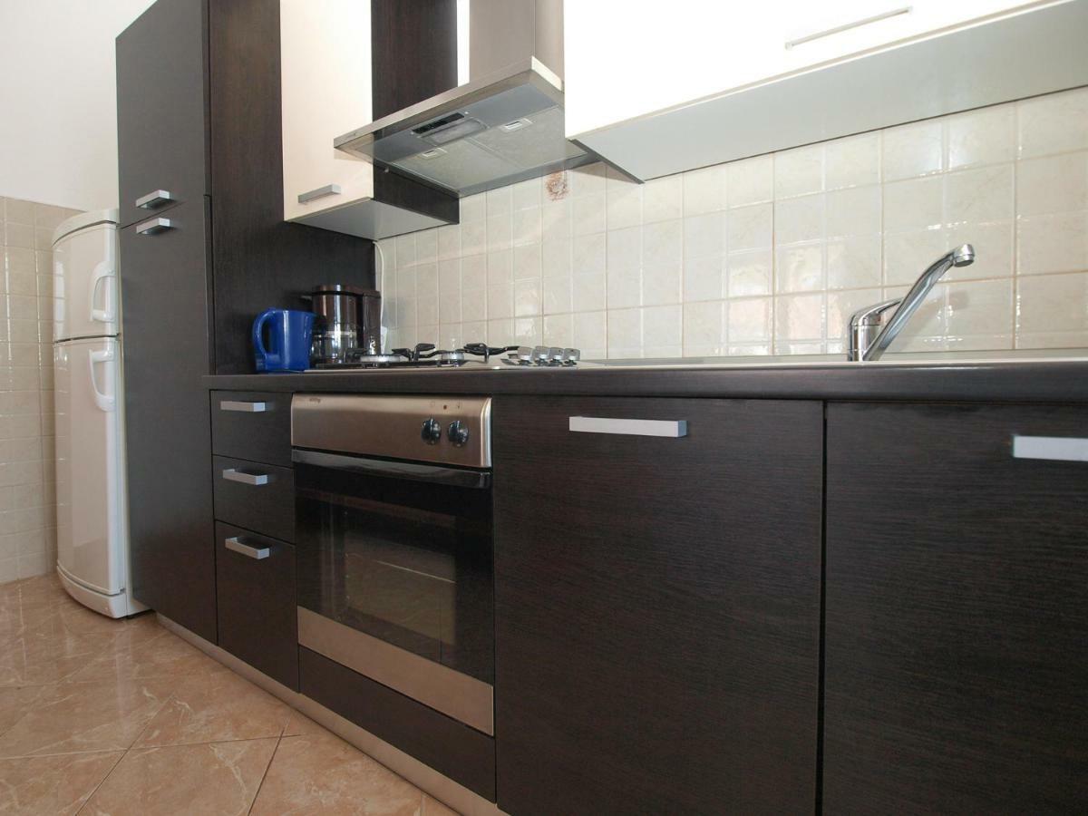 Apartemnts Guido 762 Pjescana Uvala Exterior foto